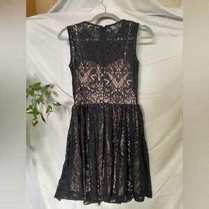Elegant Black Lace Dress